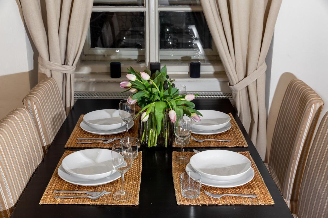 Classy Apartments Charles Bridge プラハ エクステリア 写真
